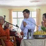 ရန္ေအာင္ျမင္ေ႐ႊလက္လွဘုရား ဆြမ္းဆန္စိမ္းေလာင္းလႉပြဲသို႔ ျပည္ခိုင္ၿဖိဳးပါတီ အေထြေထြအတြင္းေရးမႈး ဦးေသာင္းေအး မိသားစုမွ ပါဝင္လႉဒါန္း